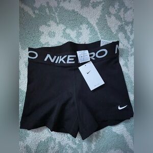COPY - Nike Pro’s Women’s Black